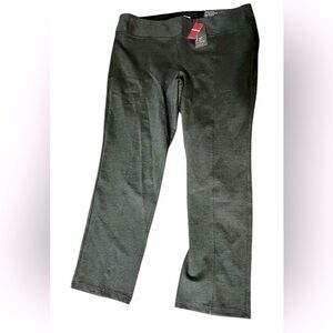 Avenue Women's Gray Pants Stretch Ponte Straight Leg Size 22/24 New with Tags